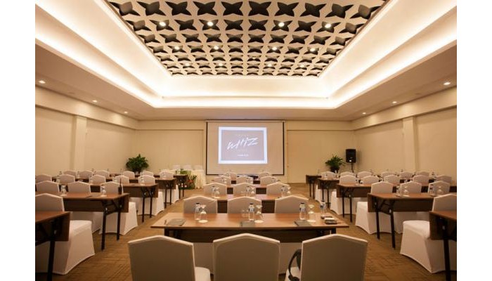 Grand Whiz Hotel Nusa Dua poza 2