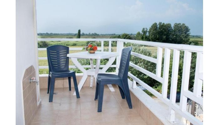 Polymnia Studios poza 4