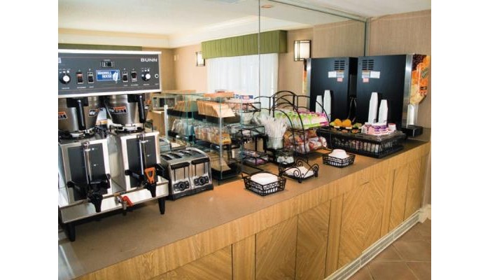 Hotel La Quinta Inn #817 poza 9