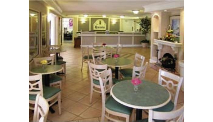 Hotel La Quinta Inn Savannah #565 poza 5