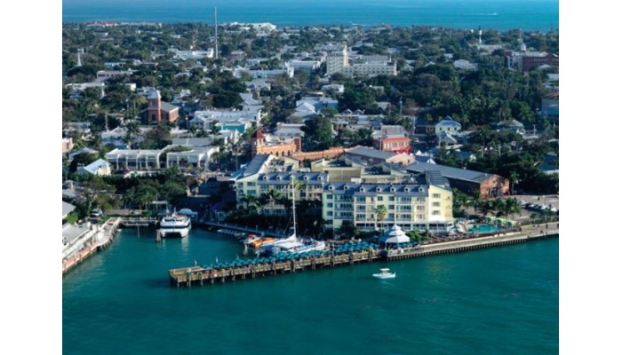 Ocean Key Resort And Spa poza 0