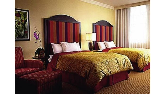 Renaissance Arts Hotel poza 5