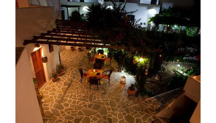 Cyclades Apartments poza 6