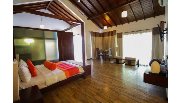 The Calm Resort And Spa poza 2