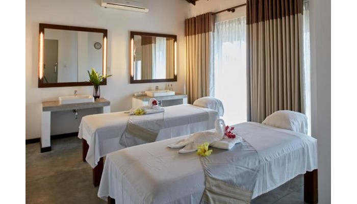 The Calm Resort And Spa poza 14