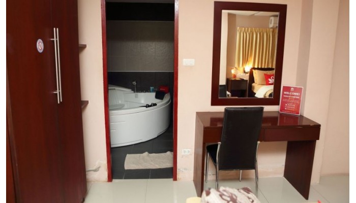 Hotel Zen Rooms Lk Metro poza 4