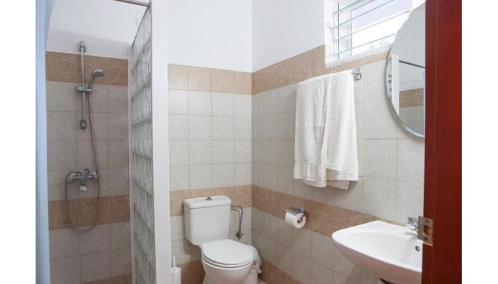 Coliseum Studios And Apartments poza 7