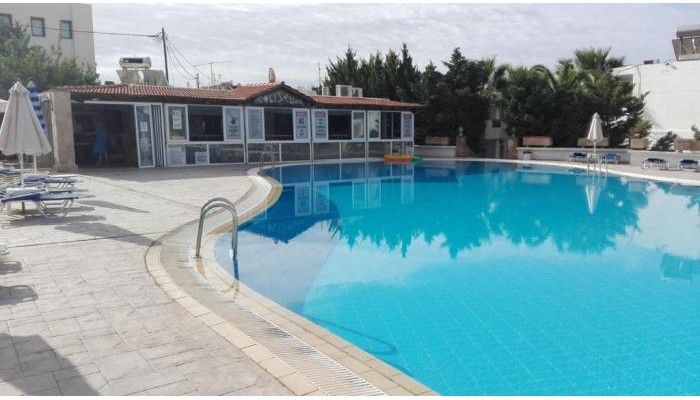 Coliseum Studios And Apartments poza 19