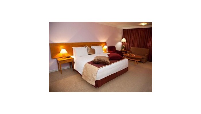 Crowne Plaza Resort poza 6