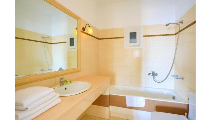 Hotel Maganos Suites poza 17