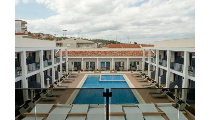 Mirror Hotel poza 10