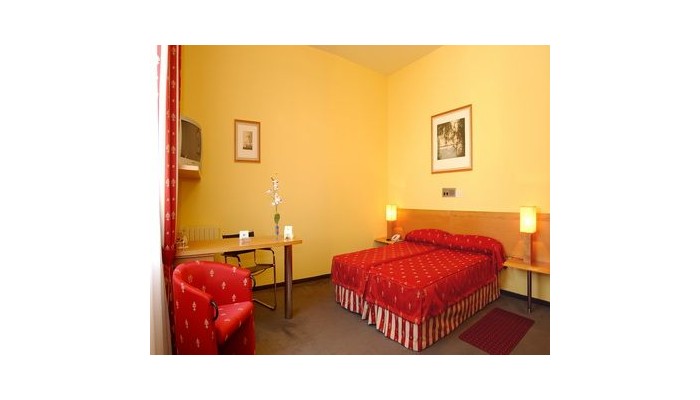 Hotel Kross Aestrada poza 2