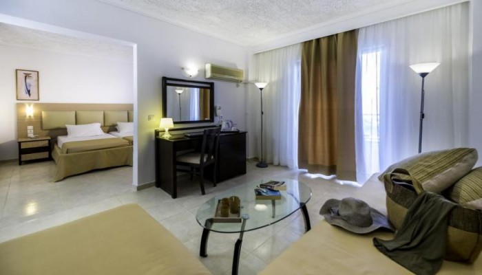 Hotel Niriides Beach poza 8