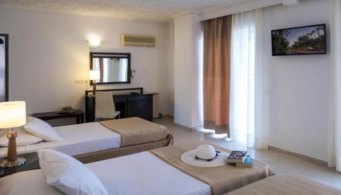 Hotel Niriides Beach poza 11