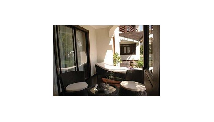 Hotel Lifestyle Royal Suites poza 0