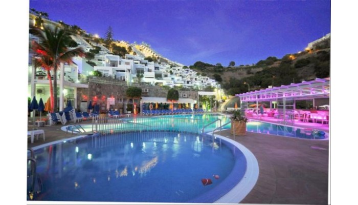 Bahia Blanca Apartments poza 2