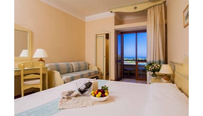 Is Molas Resort poza 6