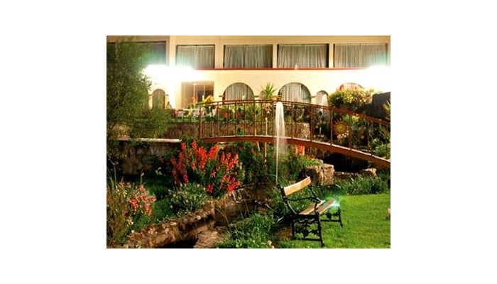 Hotel Taypikala Lago poza 9