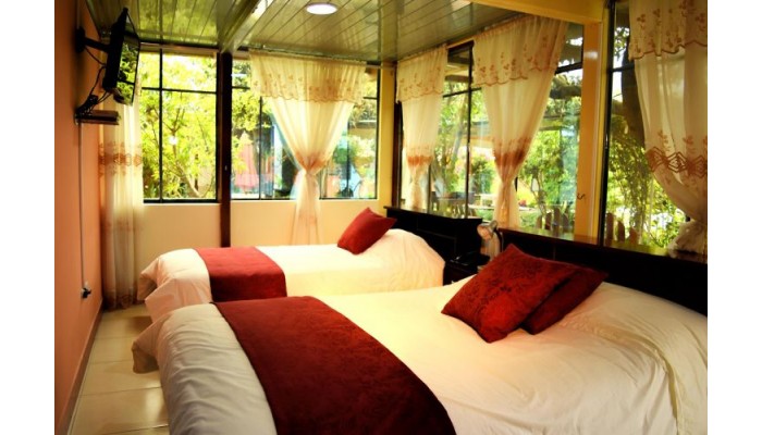 Hotel Hostal El Parque poza 2