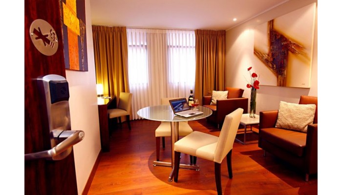 Hotel Reina Isabel poza 6