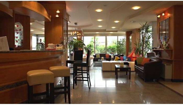 Ambassador Suite Hotel poza 4