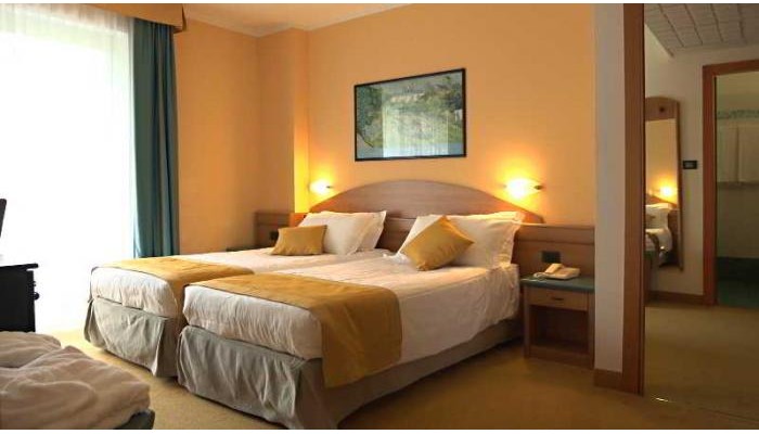 Ambassador Suite Hotel poza 5