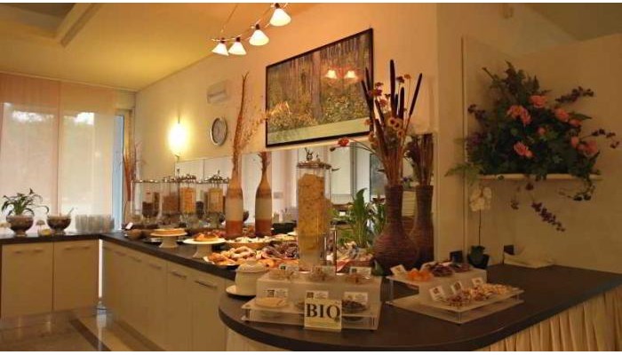 Ambassador Suite Hotel poza 1