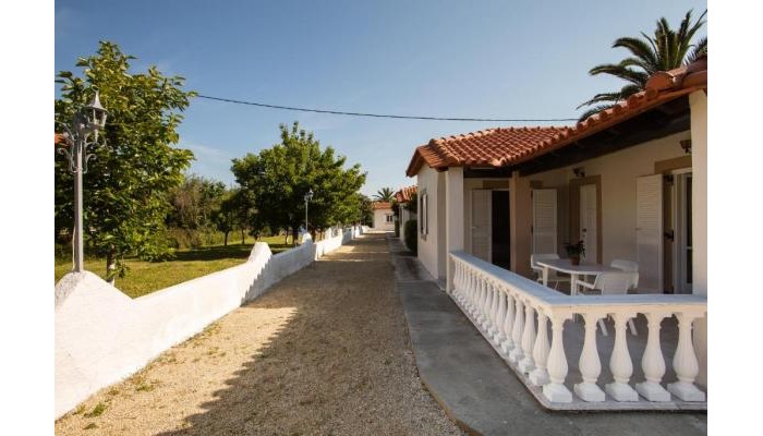 Paradise Village poza 13