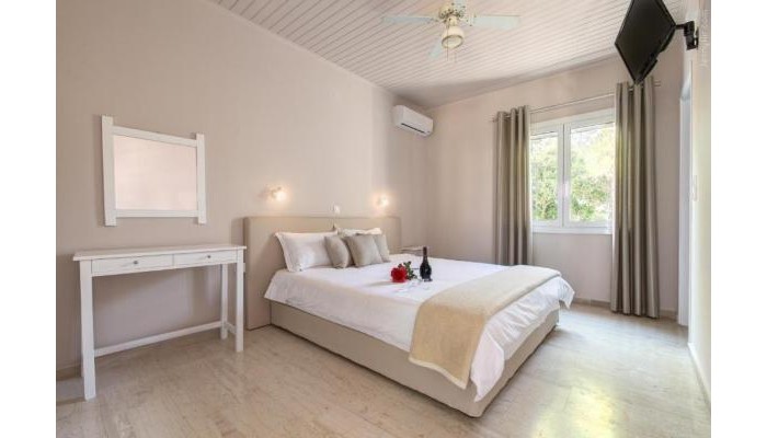 Paradise Village poza 2