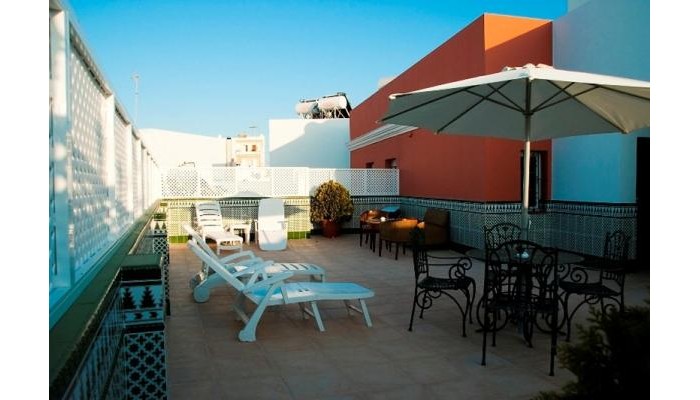 Los Patios Apartments poza 0