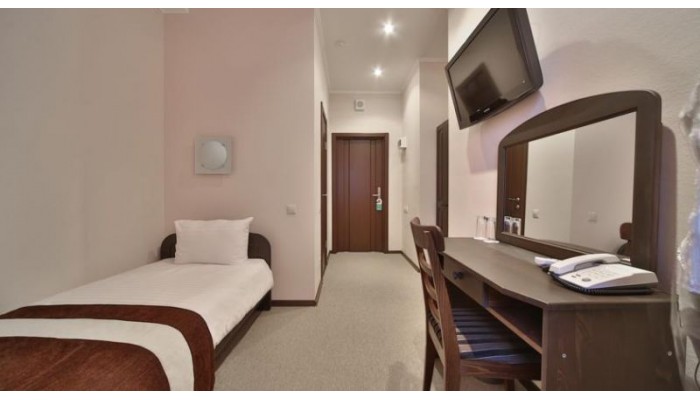 Hotel Sovremennik poza 6