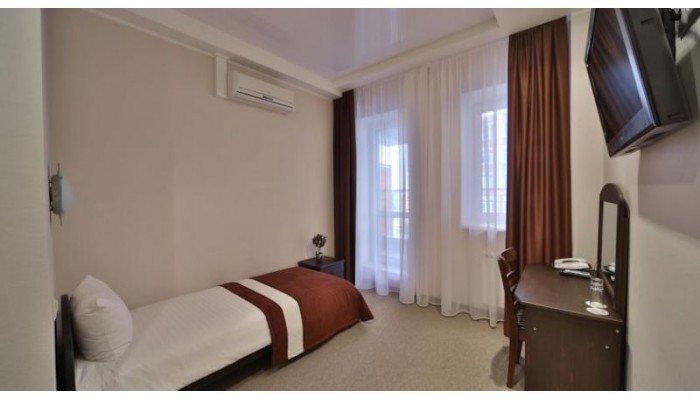 Hotel Sovremennik poza 5