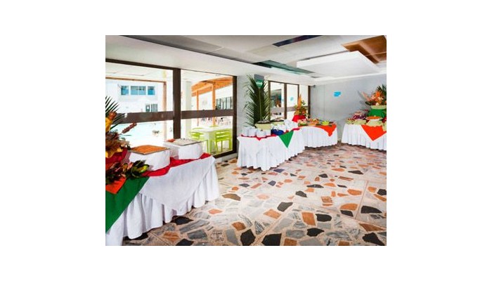 Hotel On Vacation Blue Tone All Inclusive poza 11