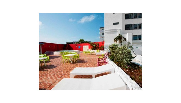 Hotel On Vacation Blue Tone All Inclusive poza 3