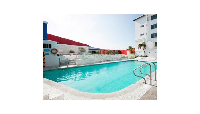 Hotel On Vacation Blue Tone All Inclusive poza 4