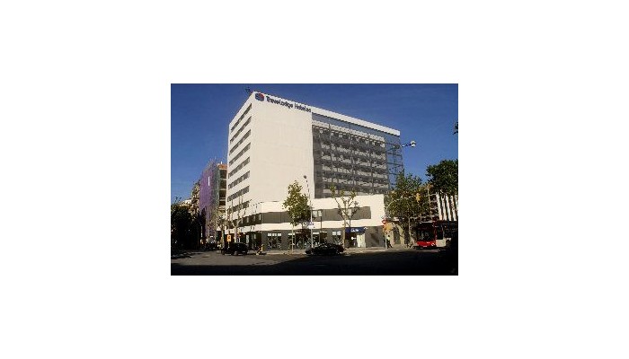 Travelodge Barcelona Poblenou Hotel poza 9