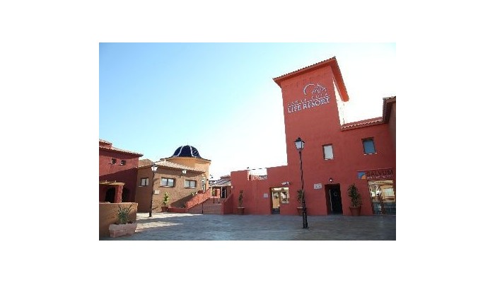 Santara Resort Andamp; Spa poza 0