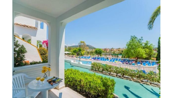 Hotel Holiday Center poza 2