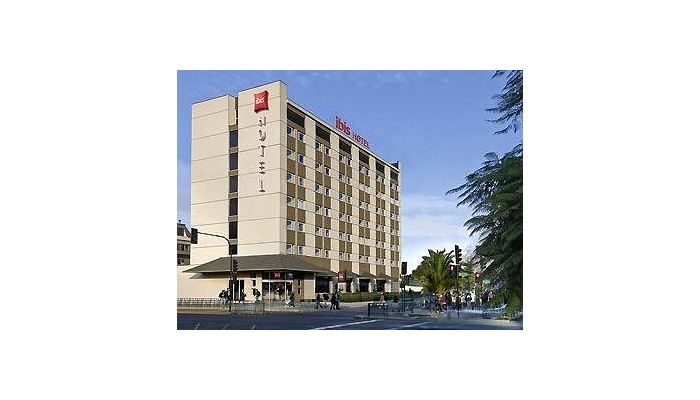 Hotel Ibis Santiago Estacion Central poza 0
