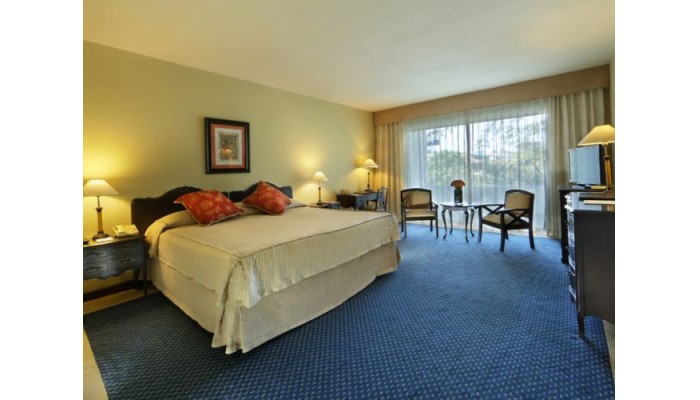 El Embajador Royal Hideaway Hotel poza 2