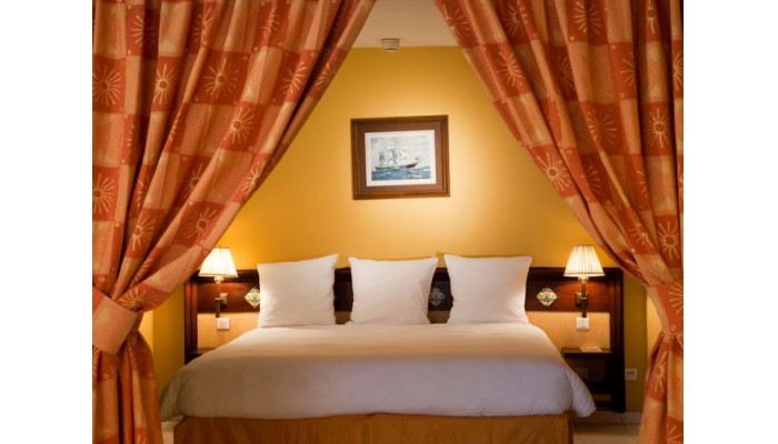 Hotel Mercure Comercial Santo Domingo poza 2