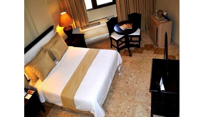 Hotel W&p Santo Domingo poza 3