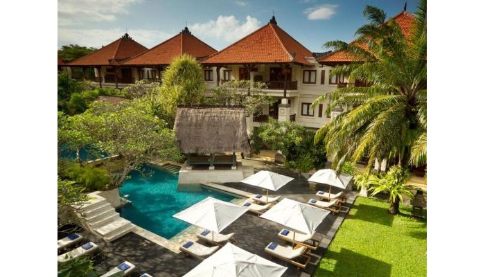 Hotel Puri Santrian poza 2