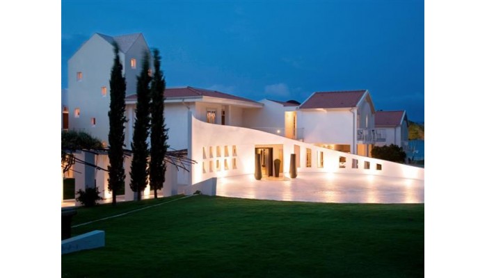 Coluccia Hotel & Beach Club poza 1