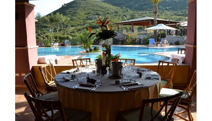 Hotel Cruccuris poza 10