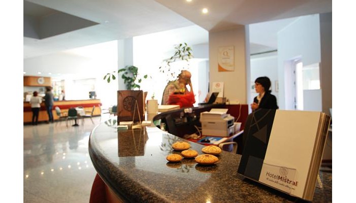 Hotel Mistral 2 poza 5
