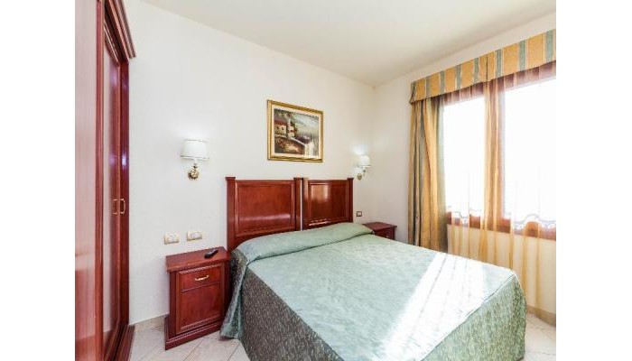 Hotel Residence Regina Elena poza 4