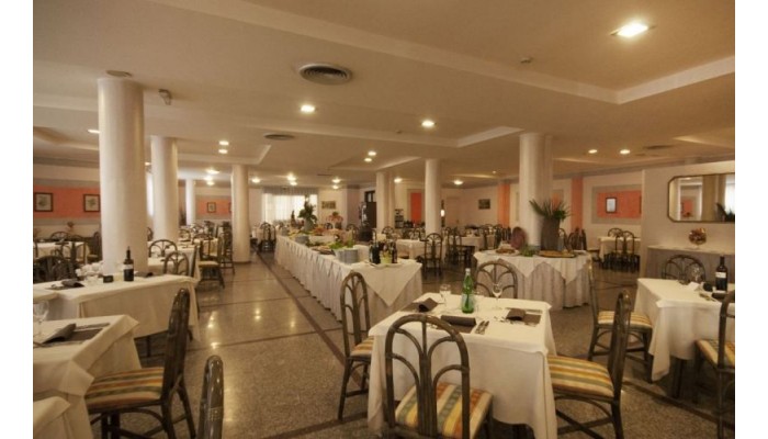 Hotel Rina poza 5