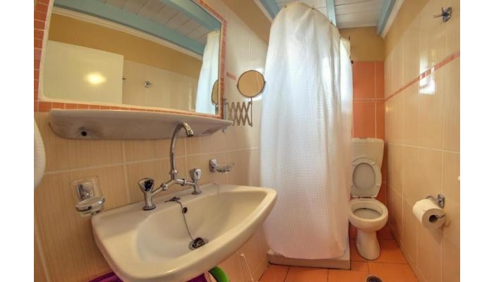 Eleni Family Apartments poza 12