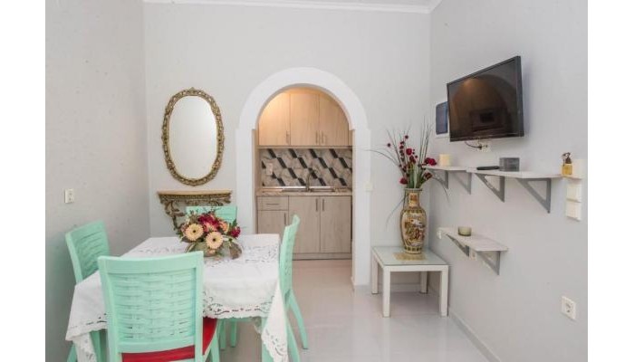 Eleni Family Apartments poza 9